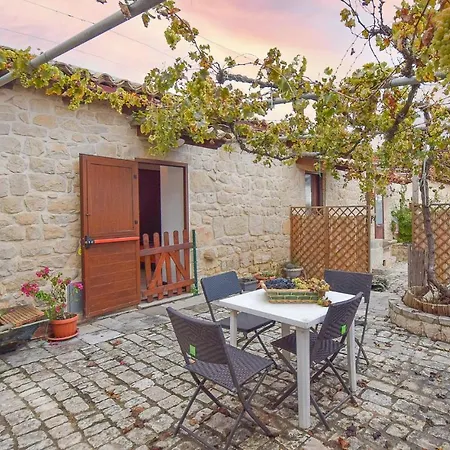 La Casa Di Adamo Holiday home